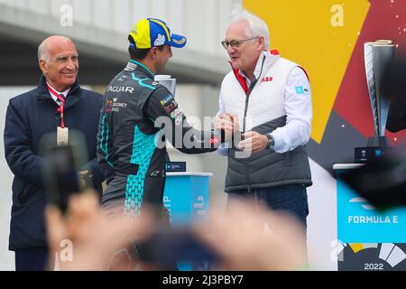 EVANS Mitch (nzl), Jaguar TCS Racing, Jaguar I-Type 5, Portrait Podium Ambiente während des Rom City ePrix 2022, 3. Treffen der ABB FIA Formel E Weltmeisterschaft 2021-22, auf dem Circuit Cittadino dell’EUR vom 8. Bis 10. April in Rom, Italien - Foto Gregory Lenormand / DPPI Stockfoto