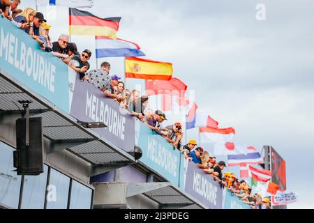 Melbourne, Victoria, Australien. 9. April 2022. MELBOURNE, AUSTRALIEN - 9. APRIL: Fans und Atmosphäre beim Formel-1-Grand-Prix von Australien am 9.. April 2022 2022 (Bildquelle: © Chris Putnam/ZUMA Press Wire) Stockfoto