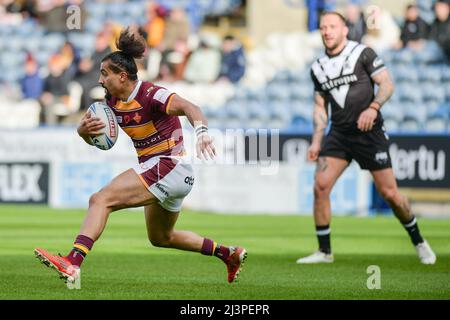 Huddersfield, England - 9.. April 2022 - Ashton Golding (5) von Huddersfield Giants in Aktion. Rugby League Betfred Super Challenge Cup Quarter Finals Huddersfield Giants vs Hull FC im John Smith's Stadium, Huddersfield, UK Dean Williams Stockfoto