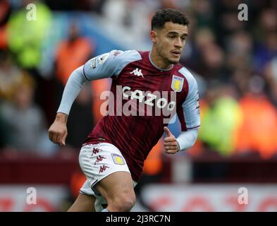 Villa Park. 9. April 2022. Premiership Football, Aston Villa versus Tottenham Hotspur; Phillipe Coutinshin of Aston Villa Kredit: Action Plus Sports/Alamy Live News Stockfoto