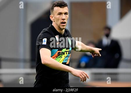 Mailand, Italien. 09. April 2022. Ivan Perisic vom FC Internazionale reagiert während des Fußballspiels zwischen dem FC Internazionale und Hellas Verona in der Serie A am 9.. April 2021 im Stadion San Siro in Mailand (Italien). Foto Andrea Staccioli/Insidefoto Kredit: Insidefoto srl/Alamy Live News Stockfoto