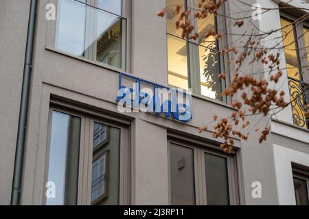 KPMG International Accounting Organisation Büro in der Innenstadt. Logo des Unternehmens auf einer Gebäudefassade. Eines der „Big Four“-Unternehmen. Stockfoto