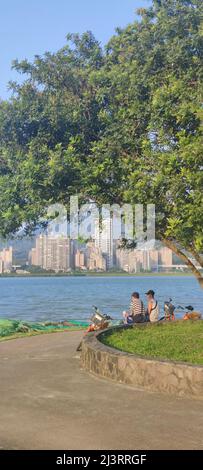 Bali, Taiwan - Apr 0, 2022 : wunderschöner Sonnenuntergang über dem Danshui Fluss, Bali, Taiwan Stockfoto