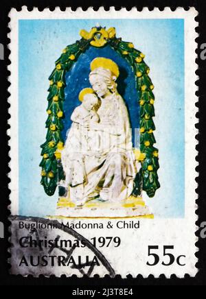 AUSTRALIEN - UM 1979: Eine in Australien gedruckte Briefmarke zeigt Madonna mit Kind, von Buglioni, Weihnachten, um 1979 Stockfoto