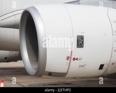 Nahaufnahme eines Rolls-Royce-Düsenmotors eines Airbus-Passagierflugzeugs Stockfoto