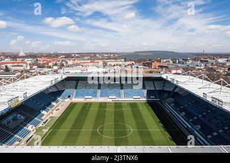 Magdeburg, Deutschland - März 2022: Luftaufnahme der MDCC-Arena, Heimstadion von 1. FC Magdeburg Stockfoto