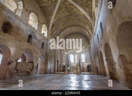 Innenraum der St. Nikolaus Kirche (Santa Claus) in Demre, Türkei. Stockfoto