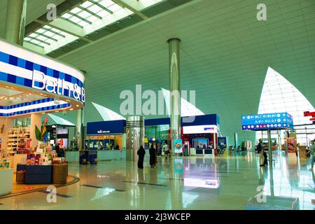 Blick auf den Dubai International Airport Terminal 3. Das Terminal 3 des Dubai Airport ist eines der größten Terminalgebäude der Welt, Stockfoto