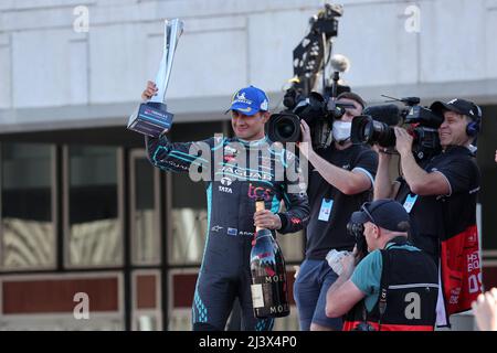 EVANS Mitch (nzl), Jaguar TCS Racing, Jaguar I-Type 5, Portrait Podium Ambiente während des Rom City ePrix 2022, 3. Treffen der ABB FIA Formel E Weltmeisterschaft 2021-22, auf dem Circuit Cittadino dell’EUR vom 8. Bis 10. April in Rom, Italien - Foto Gregory Lenormand / DPPI Stockfoto