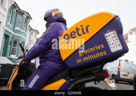 Getir-Kurier in Brighton, East Sussex Stockfoto