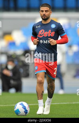 Napoli, Italien. 10. April 2022. Lorenzo Insigne Spieler von Neapel, während des Spiels der italienischen Serie A Liga zwischen Napoli gegen Fiorentina Endergebnis, Napoli 2, Fiorentina 3, Spiel im Diego Armando Maradona Stadion gespielt. Napoli, Italien, 10. April 2022. (Foto von Vincenzo Izzo/Sipa USA) Quelle: SIPA USA/Alamy Live News Stockfoto