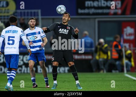ZWOLLE, NIEDERLANDE - 10. APRIL: Vangelis Pavlidis von AZ Alkmaar während des niederländischen Eredivisie-Spiels zwischen PEC Zwolle und AZ Alkmaar am 10. April 2022 im Stadion Mac3Park in Zwolle, Niederlande (Foto: Peter Lous/Orange Picles) Stockfoto