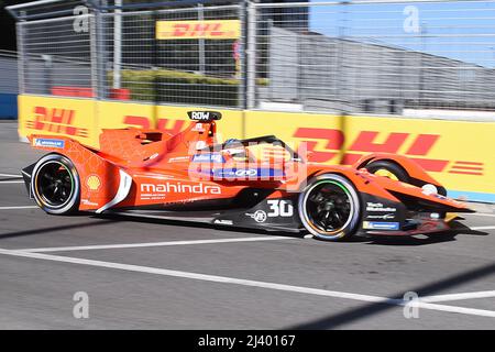 10.. April 2022, Circuito Cittadino dell'EUR, Rom, Italien; FIA Formel E des Roma Race Day 5.; Oliver Rowland (gbr) Mahindra Racing Stockfoto