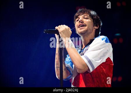 Assago Italien 10. April 2022 Louis Tomlinson - Ex One Direction Boyband - live im Mediolanum Forum Mailand © Andrea Ripamonti / Alamy Stockfoto