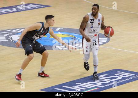 Jamarr Sanders (Bertram Yachts Tortona) während der Vanoli Basket Cremona gegen Bertram Derthona Tortona, Italienische Basketball A Serie Championship in Cremona, Italien, April 10 2022 Stockfoto