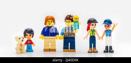 2021: LEGO Konstrukteurpersönschaften, Familienportrait, Set Stockfoto