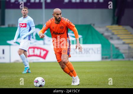 Haderslev, Dänemark. 10., April 2022. Issam Jebali (7) von Odense Boldklub, der während des Superliga-Spiels 3F zwischen Soenderjyske und Odense Boldklub im Sydbank Park in Haderslev gesehen wurde. (Foto: Gonzales Photo - Kent Rasmussen). Stockfoto