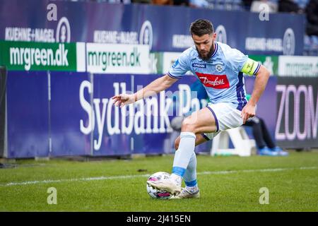 Haderslev, Dänemark. 10., April 2022. Marc Dal Hende (5) von Soenderjyske beim Superliga-Spiel 3F zwischen Soenderjyske und Odense Boldklub im Sydbank Park in Haderslev. (Foto: Gonzales Photo - Kent Rasmussen). Stockfoto