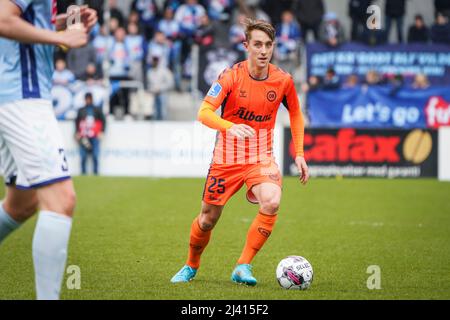 Haderslev, Dänemark. 10., April 2022. Joel King (25) von Odense Boldklub, der 3F beim Superliga-Spiel zwischen Soenderjyske und Odense Boldklub im Sydbank Park in Haderslev gesehen wurde. (Foto: Gonzales Photo - Kent Rasmussen). Stockfoto