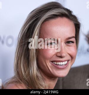 BEVERLY HILLS, LOS ANGELES, KALIFORNIEN, USA - 10. APRIL: Brie Larson kommt bei den jährlichen Fashion Los Angeles Awards 6. der Daily Front Row an, die von Yes I am Cacharel, Moroccanoil, Sunglass Hut, MCM, FIDSCHI, Whispering Angel und Sleep Spa Hastens fanden am 10. April 2022 im Beverly Wilshire, Einem Four Seasons Hotel, in Beverly Hills, Los Angeles, Kalifornien, USA, statt. (Foto von Xavier Collin/Image Press Agency) Stockfoto