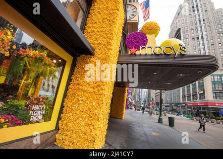 Die Frühlingsblumenschau 2022 im Macy's, Midtown Manhattan, New York City, USA Stockfoto