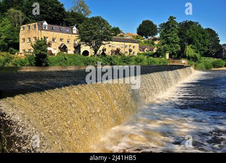 The Weir im Yorkshire-Dorf Boston Spa, Yorkshire Golden Triangle. Stockfoto