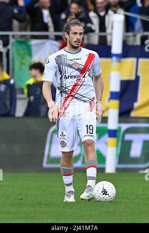 Frosinone, Italien. 09. April 2022. Michele Castagnetti von US-Cremonesen während des Fußballspiels der Serie B, Frosinone gegen Cremonese im Stadio Benito Stirpe am 9. April 2022 in Frosinone, Italien. (Foto: AllShotLive/Sipa USA) Quelle: SIPA USA/Alamy Live News Stockfoto