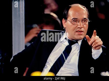 Gregor Gysi, deutscher Rechtsanwalt und Politiker, als Gast in einer Talkshow, Deutschland um 1994. Stockfoto