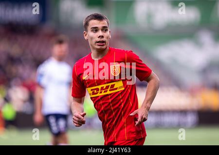 Farum, Dänemark. 10., April 2022. Leo Walta (33) vom FC Nordsjaelland wurde beim Superliga-Spiel 3F zwischen dem FC Nordsjaelland und Aarhus GF rechts im Dream Park in Farum gesehen. (Bildnachweis: Gonzales Photo - Dejan Obretkovic). Stockfoto