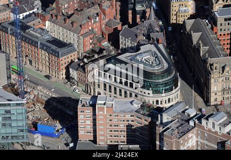 Luftaufnahme des Hauptgebäudes von Channel 4 an der Ecke Wellington Street, Quebec Street & City Square, Leeds Stadtzentrum Stockfoto