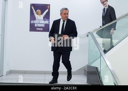 Xavier Bertrand nimmt an der Republikanerversammlung im LR Headquarter Teil - LR ist eine liberal-konservative Partei der Mitte-Rechts am 11. April 2022 in Paris, Frankreich. Foto von Nasser Berzane/ABACAPRESS.COM Stockfoto