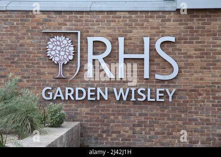 Eintritt zum RHS Garden Wisley, Surrey, England, Großbritannien, 2022. April Stockfoto