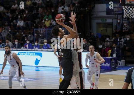 PalaRadi, Cremona, Italien, 10. April 2022, Jamuni McNeace (Vanoli Cremona) während der Vanoli Basket Cremona gegen Bertram Derthona Tortona - Italienischer Korb Stockfoto