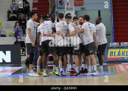 Cremona, Italien. 10. April 2022. Vanoli Cremona während Vanoli Basket Cremona vs Bertram Derthona Tortona, Italienische Basketball A Serie Championship in Cremona, Italien, April 10 2022 Quelle: Independent Photo Agency/Alamy Live News Stockfoto