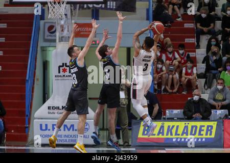 PalaRadi, Cremona, Italien, 10. April 2022, Chrisopher Wright (Bertram Yachts Tortona) während der Vanoli Basket Cremona gegen Bertram Derthona Tortona - Ital Stockfoto