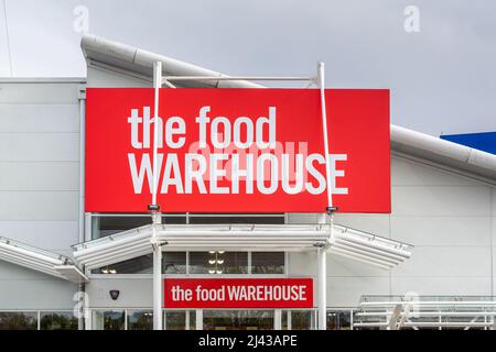 The Food Warehouse - britische Supermarktkette im Besitz der Iceland Foods Group in Southampton, England, Großbritannien Stockfoto