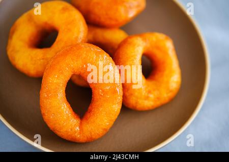 Lokma, süßes Gebäck, traditionelles arabisches oder türkisches Dessert. Stockfoto