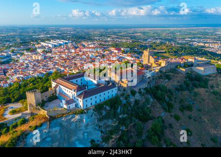 Luftaufnahme des Schlosses in Palmela bei Setubal, Portugal. Stockfoto