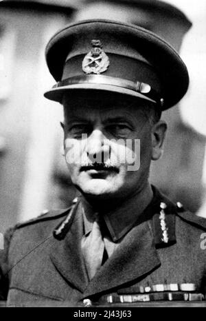 Lieut. General H. R. Pownall, ehemaliger Generalstabschef von General Lord Gort, der zum Generalinspekteur der Freiwilligen lokalen Verteidigungskräfte ernannt wurde. 12. August 1940. (Foto von Universal) Stockfoto