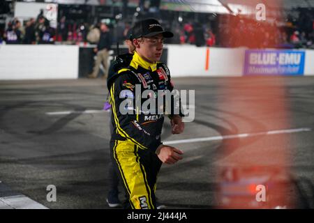 Martinsville, VA, USA. 8. April 2022. Brandon Jones gewinnt den Call 811 Before You Dig 250 powered by Call 811.com auf dem Martinsville Speedway in Martinsville, VA. (Bild: © Walter G. Arce Sr./ZUMA Press Wire) Stockfoto