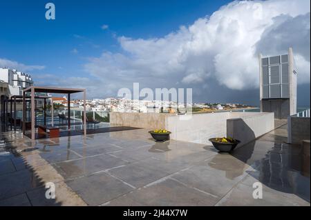 Aussichtsplattform und Turm Elevador do Peneco, Albufeira, Algarve, Portugal, Europa Stockfoto