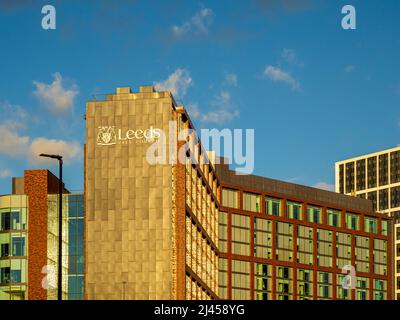 Außenfassade des Merrion House, Büros des Stadtrats von Leeds. façade Leeds, West Yorkshire. VEREINIGTES KÖNIGREICH Stockfoto