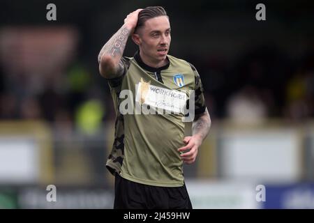 Cameron Coxe von Colchester United - Harrogate Town / Colchester United, Sky Bet League Two, CNG Stadium, Harrogate, Großbritannien - 2.. April 2022 nur zur redaktionellen Verwendung – es gelten die Einschränkungen von DataCo Stockfoto