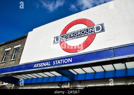 Arsenal U-Bahnstation in der Highbury Gegend von Islington London, England, Großbritannien - Stockfoto