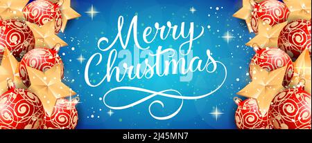 Fröhlicher Weihnachtsschriftzug mit goldenen und roten Kugeln auf blauem Hintergrund mit Glitzern. Feiertag, Feier, Fest. Party-Konzept. Kann verwendet werden für Stock Vektor