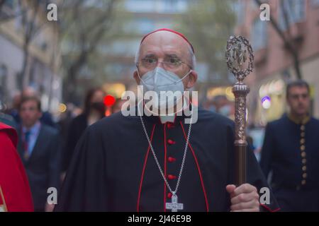Madrid, Madrid, Spanien. 11. April 2022. Die Bußbruderschaft der SantÃ-simo Cristo del Camino und MarÃ-a Madre de las Delicias war die einzige Prozession mit ihrem Cristo del Camino, der seinen Sitz in der Pfarrei Nuestra SeÃ±ora de las Delicias (neben Metro Delicias) hat Paseo de las Delicias, CÃceres Straße, Batalla del Salado Straße, Zone 1 Zivilschutz Kasernen (wo die Buße Station gehalten wird), Batalla del Salado Straße, Bahn und Nuestra SeÃ±ora de las Delicias Pfarrei organisiert von: Bußbrüder des Heiligen Christus des Weges und Maria Mutter der Freuden. Stockfoto