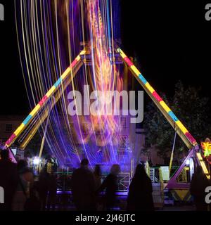 Fairground Fahren Sie auf leichten Wegen von der jährlichen Wandermesse in St Giles, Oxford. Stockfoto