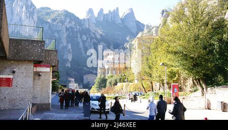 Blick auf die Basilika von Montserrat, Barcelona, Katalonien, Spanien, Europa Stockfoto