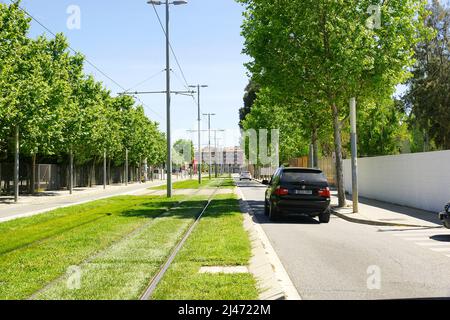 Straßenbahnschienen in Cornella de Llobregat, Barcelona, Katalonien, Spanien, Europa Stockfoto