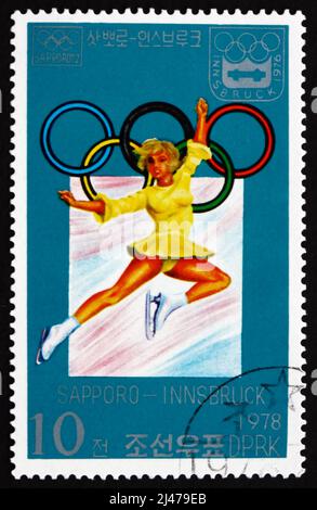 NORDKOREA - UM 1978: Eine in Nordkorea gedruckte Marke zeigt Eisballett, Olympische Winterspiele, Sapporo Innsbruck, um 1978 Stockfoto